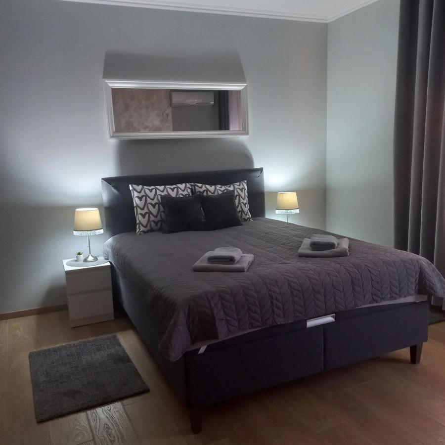 Apartman Lola 수보티차 외부 사진