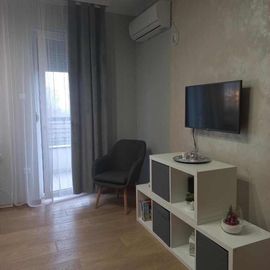 Apartman Lola 수보티차 외부 사진