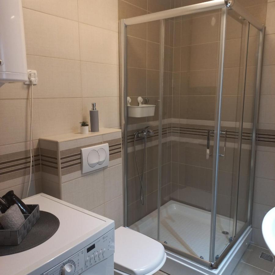 Apartman Lola 수보티차 외부 사진