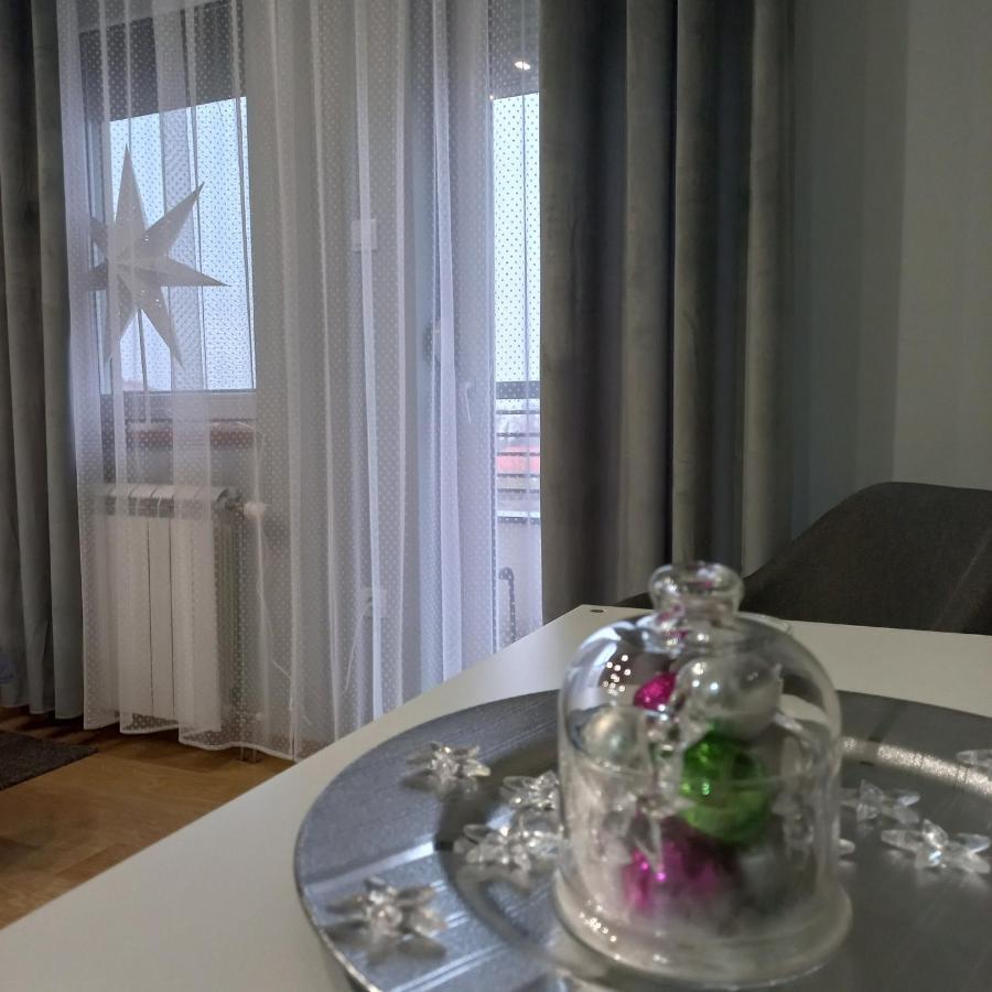 Apartman Lola 수보티차 외부 사진